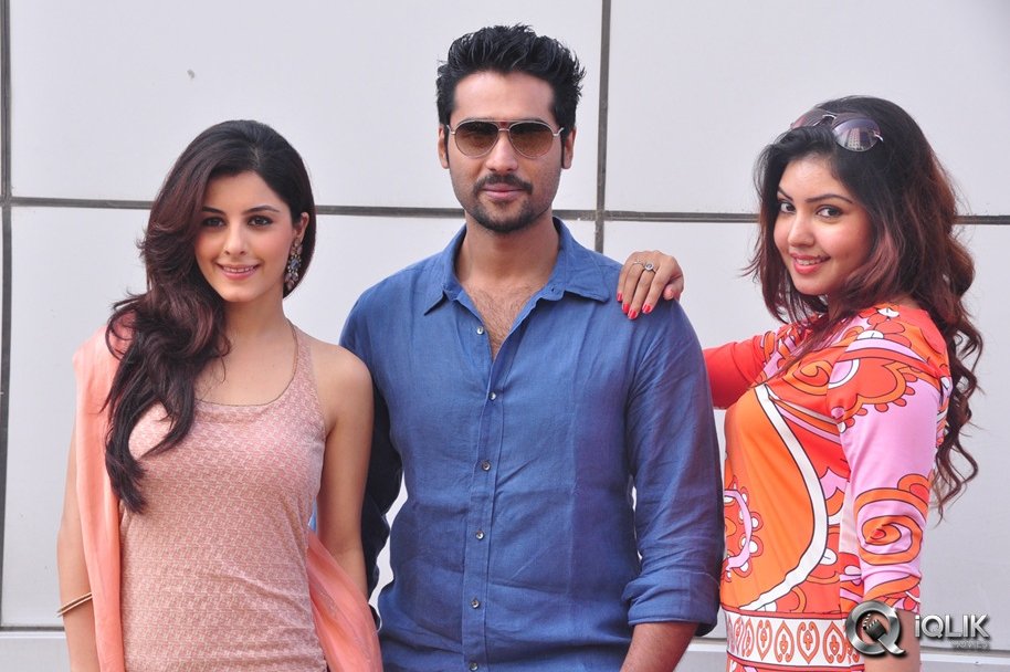 Maine-Pyar-Kiya-Movie-Opening